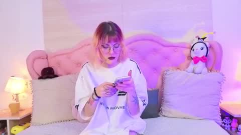 rossiie_hunt_ online show from November 2025 06:20:01 PM