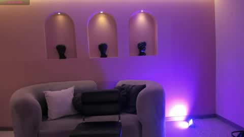 Rossie Rivers online show from March 2026 11:43:02 AM