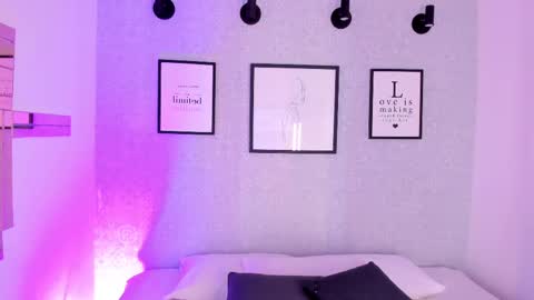 Snapshot of rossvega_ chatting on September 2025 03:50:02 AM Ross online show from September 2025 03:50:02 AM