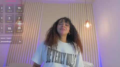 Snapshot of rossvega_ chatting on October 2025 08:31:02 PM Ross online show from October 2025 08:31:02 PM