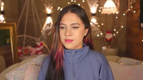 Snapshot of rossy_adams chatting on December 2025 01:46:02 AM Rossy online show from December 2025 01:46:02 AM