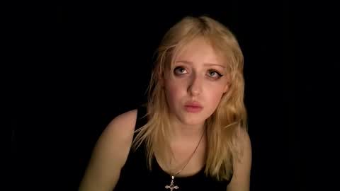 Snapshot of rosy_petal chatting on October 2025 05:58:02 PM rosy_petal online show from October 2025 05:58:02 PM