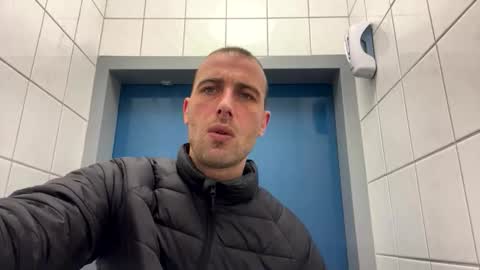 rotteei1 online show from November 2025 10:04:01 AM