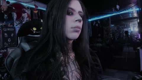 Snapshot of rotten_dreams chatting on September 2025 10:31:01 PM rot online show from September 2025 10:31:01 PM