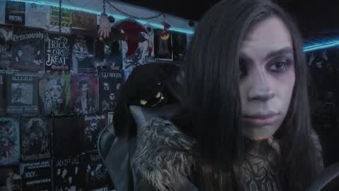 Snapshot of rotten_dreams chatting on November 2025 10:53:02 PM rot online show from November 2025 10:53:02 PM