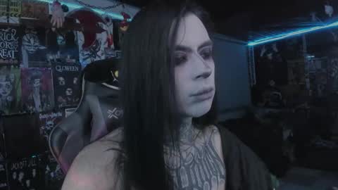 Snapshot of rotten_dreams chatting on December 2025 11:47:02 PM rot online show from December 2025 11:47:02 PM