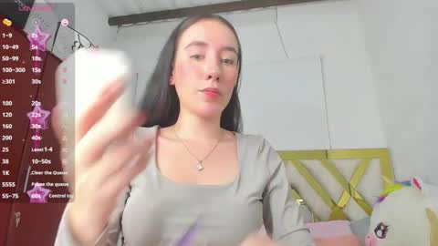 rousee_yarelds online show from December 2025 03:01:02 AM