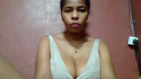 rovaelyah online show from March 2026 04:05:02 AM