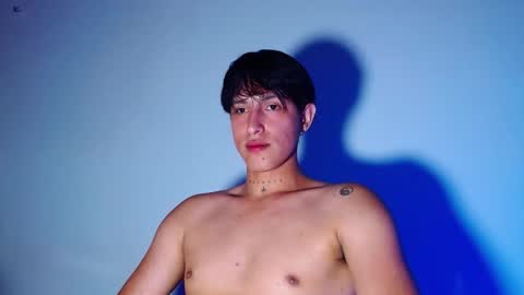 rowanboy23 online show from January 2026 01:53:02 AM