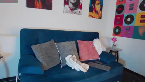 Rowan online show from October 2025 12:27:01 PM