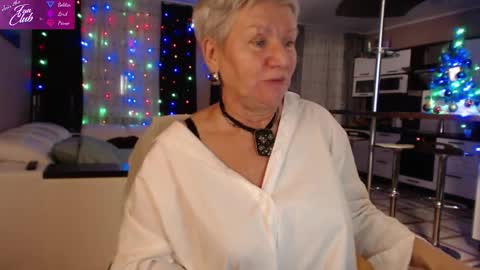 Snapshot of roxana_brooks chatting on January 2025 06:06:01 PM Roxana online show from January 2025 06:06:01 PM