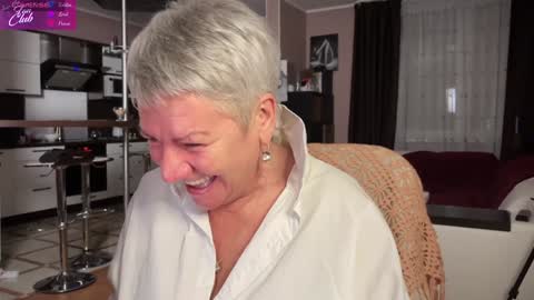 Snapshot of roxana_brooks chatting on January 2025 06:02:01 PM Roxana online show from January 2025 06:02:01 PM