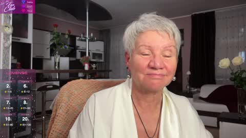 Snapshot of roxana_brooks chatting on February 2025 10:01:01 PM Roxana online show from February 2025 10:01:01 PM