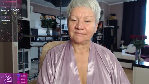 Snapshot of roxana_brooks chatting on October 2025 06:09:01 AM Roxana online show from October 2025 06:09:01 AM