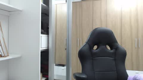 Snapshot of roxanalove7 chatting on January 2025 04:15:01 AM Roxana online show from January 2025 04:15:01 AM