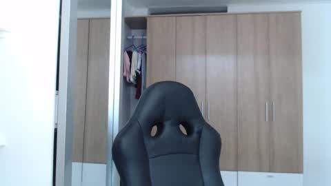 Snapshot of roxanalove7 chatting on January 2025 06:23:01 PM Roxana online show from January 2025 06:23:01 PM