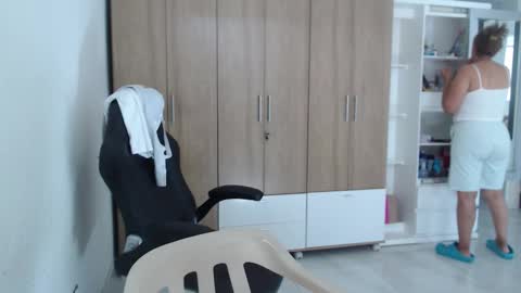 Snapshot of roxanalove7 chatting on November 2025 05:56:01 PM Roxana online show from November 2025 05:56:01 PM