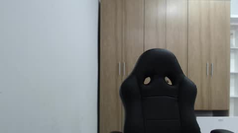 Snapshot of roxanalove7 chatting on December 2025 07:53:02 PM Roxana online show from December 2025 07:53:02 PM