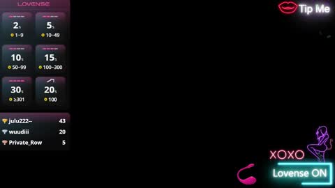 Snapshot of roxaneevans_ chatting on January 2025 04:11:01 PM Roxane online show from January 2025 04:11:01 PM