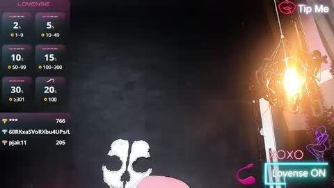 Snapshot of roxaneevans_ chatting on February 2025 01:32:01 PM Roxane online show from February 2025 01:32:01 PM