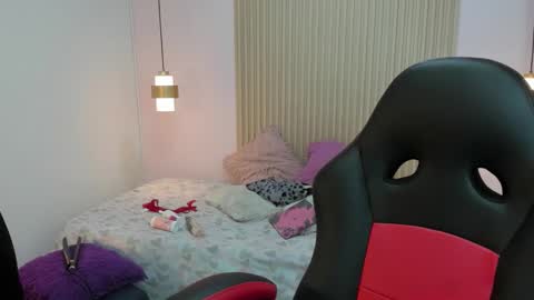 Snapshot of roxanerichie chatting on December 2025 03:55:02 AM roxanerichie online show from December 2025 03:55:02 AM