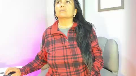  Roxanna  online show from July 2026 04:05:02 AM