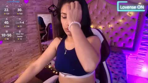 Snapshot of roxanne_han chatting on November 2025 11:43:01 AM roxanne_han online show from November 2025 11:43:01 AM