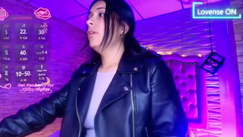 Snapshot of roxanne_han chatting on November 2025 11:43:02 AM roxanne_han online show from November 2025 11:43:02 AM