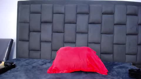 ross brown online show from February 2025 10:37:01 PM