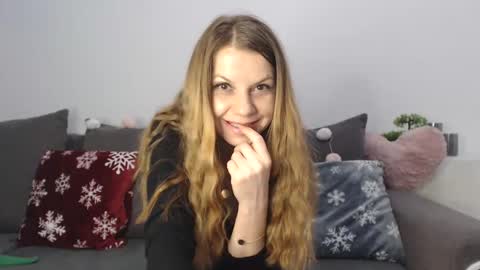 roxanneliss online show from January 2025 08:40:01 PM