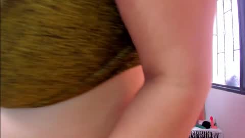 Snapshot of roxettemature chatting on February 2025 03:01:02 PM RoxetteMature online show from February 2025 03:01:02 PM