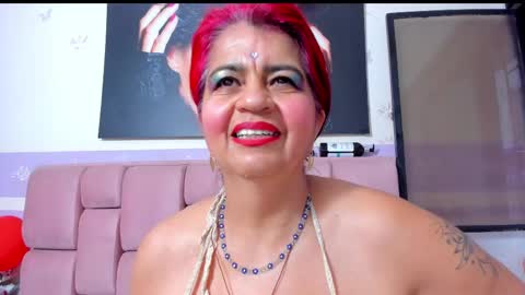 Snapshot of roxettemature chatting on February 2025 11:32:02 AM RoxetteMature online show from February 2025 11:32:02 AM