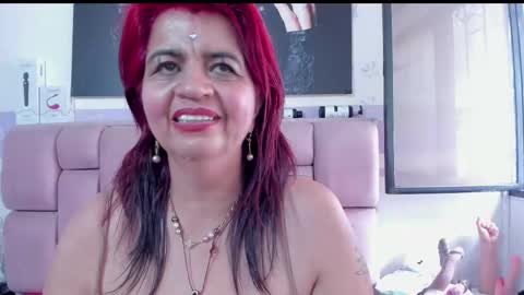 Snapshot of roxettemature chatting on March 2025 05:49:02 PM RoxetteMature online show from March 2025 05:49:02 PM