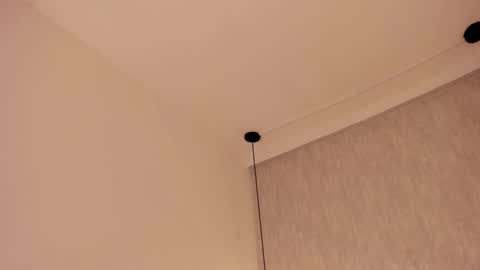 Roxie  online show from February 2026 08:02:01 PM