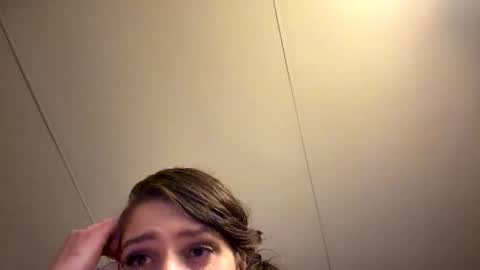 Roxybcali online show from December 2025 10:09:01 AM