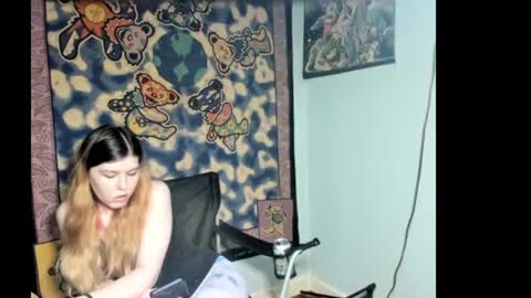 roxihazeleyes online show from July 2026 12:32:02 AM