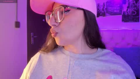 Roxanne Bail online show from February 2026 02:50:02 AM