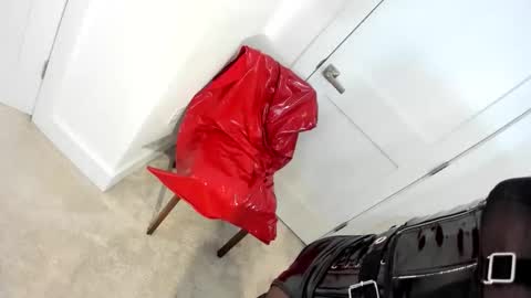 Roxy online show from April 2026 03:42:02 PM