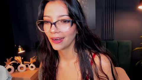 Snapshot of roxy_hell chatting on March 2025 12:09:02 PM Roxy hell online show from March 2025 12:09:02 PM