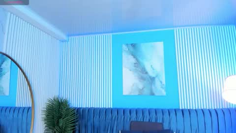 Snapshot of roxy_hell chatting on September 2025 12:54:01 PM Roxy hell online show from September 2025 12:54:01 PM