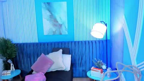 Snapshot of roxy_hell chatting on November 2025 12:16:01 PM Roxy hell online show from November 2025 12:16:01 PM