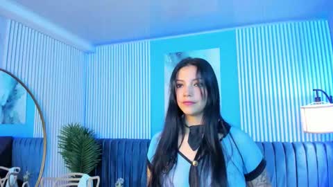 Snapshot of roxy_hell chatting on November 2025 12:05:02 PM Roxy hell online show from November 2025 12:05:02 PM