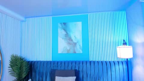 Snapshot of roxy_hell chatting on November 2025 12:05:02 PM Roxy hell online show from November 2025 12:05:02 PM