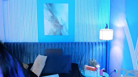 Snapshot of roxy_hell chatting on December 2025 12:03:02 PM Roxy hell online show from December 2025 12:03:02 PM