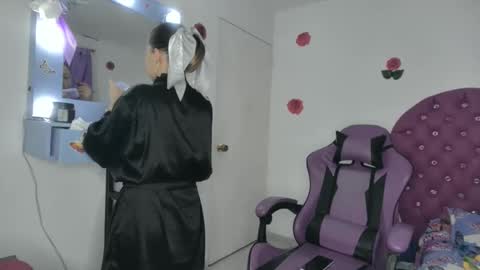 Roxy online show from March 2026 01:56:02 AM