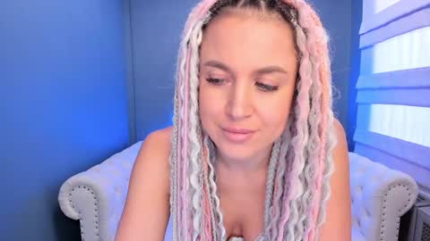 Snapshot of roxy_mars chatting on December 2024 04:53:01 AM Roxy online show from December 2024 04:53:01 AM