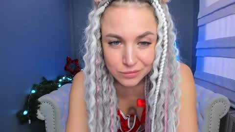 Snapshot of roxy_mars chatting on December 2024 04:51:02 AM Roxy online show from December 2024 04:51:02 AM