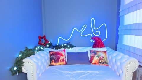 Snapshot of roxy_mars chatting on December 2024 05:21:01 AM Roxy online show from December 2024 05:21:01 AM
