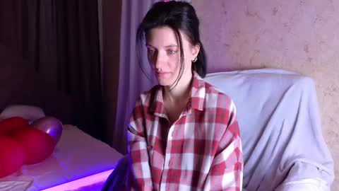 roxy_riot_ online show from February 2025 04:31:01 AM