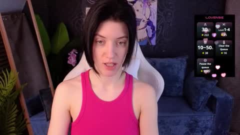 roxy_riot_ online show from November 2025 01:31:01 AM